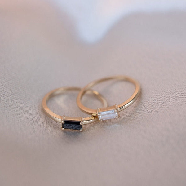10k Solid Gold Horizontal Baguette Ring - - Rings - Ofina