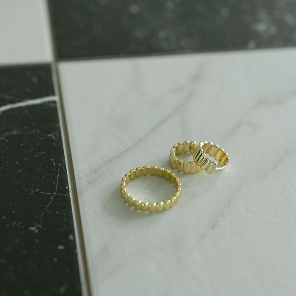 Ribbed Thick Huggies - - Earrings - Ofina