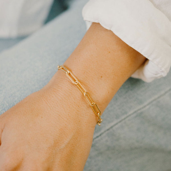 Bold Paperclip Toggle Bracelet - - Bracelets - Ofina