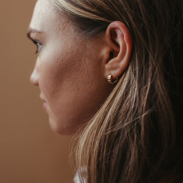 Ribbed Thick Huggies - - Earrings - Ofina