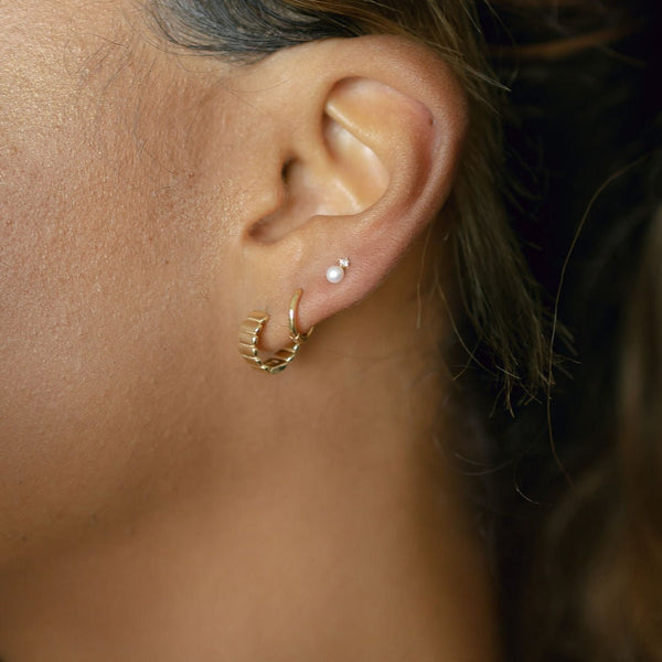 10k Solid Gold CZ / Pearl Studs - - Earrings - Ofina