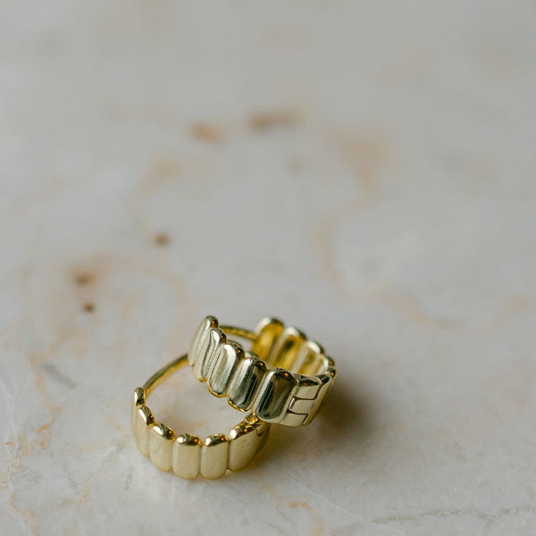 Ribbed Thick Huggies - - Earrings - Ofina