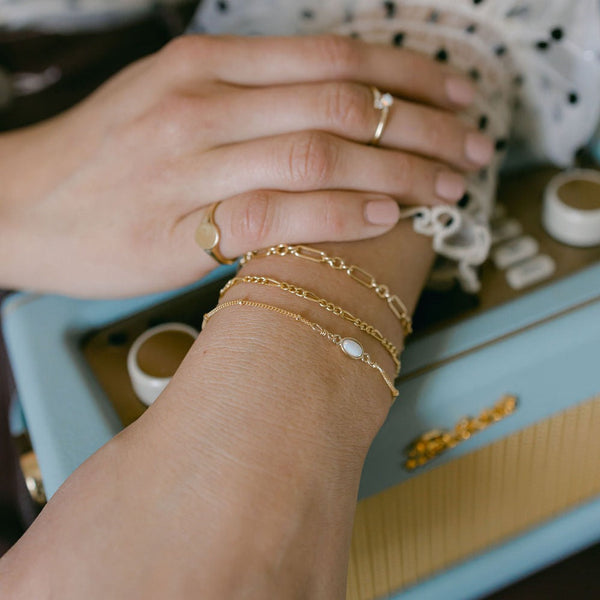 Figaro Chain Link Bracelet - - Bracelets - Ofina