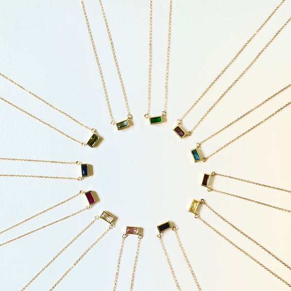 Black Emerald Shape Horizontal Necklace - - Necklaces - Ofina
