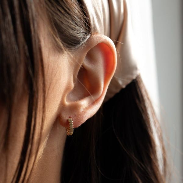10k Solid Gold Ribbed Huggies - - Earrings - Ofina