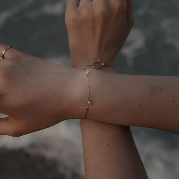 Beaded Pearl Bracelet - - Bracelets - Ofina